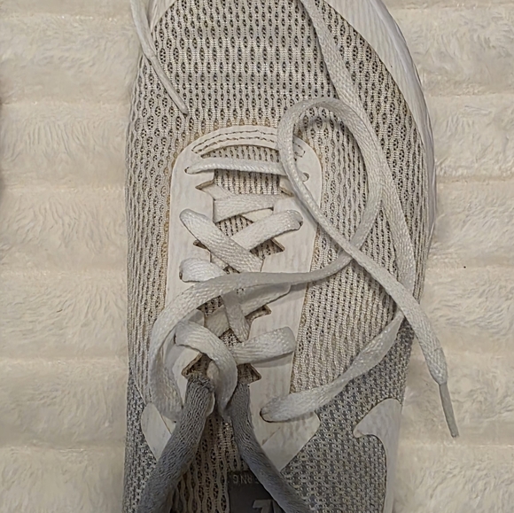 Nike Women's FLEX Experience Run Sneakers - Picture 11 of 11